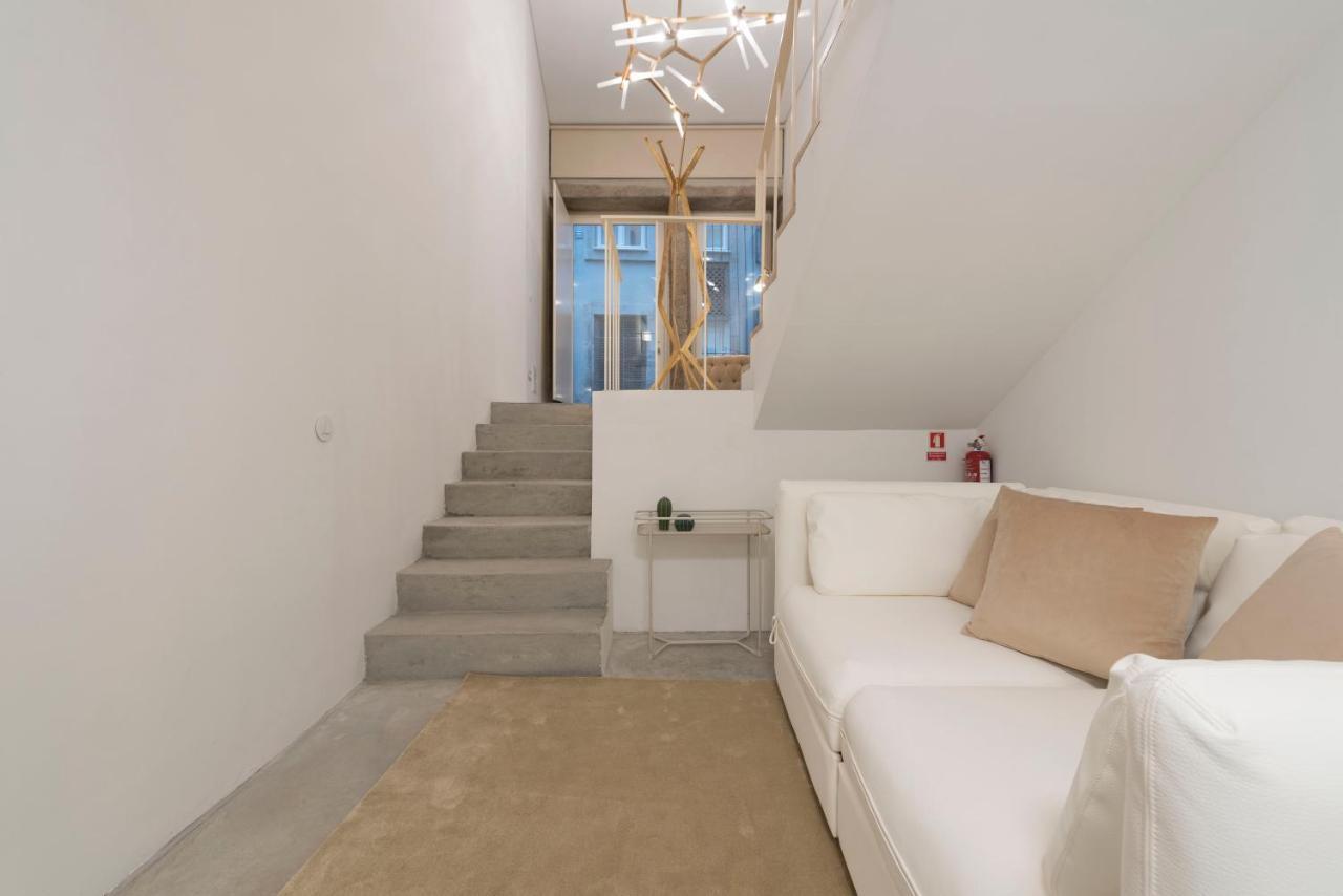 Lovelystay - Hidden & Quiet Duplex Next To Sao Bento Station OOporto Exterior foto