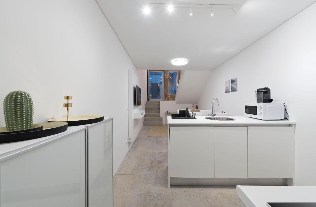 Lovelystay - Hidden & Quiet Duplex Next To Sao Bento Station OOporto Exterior foto
